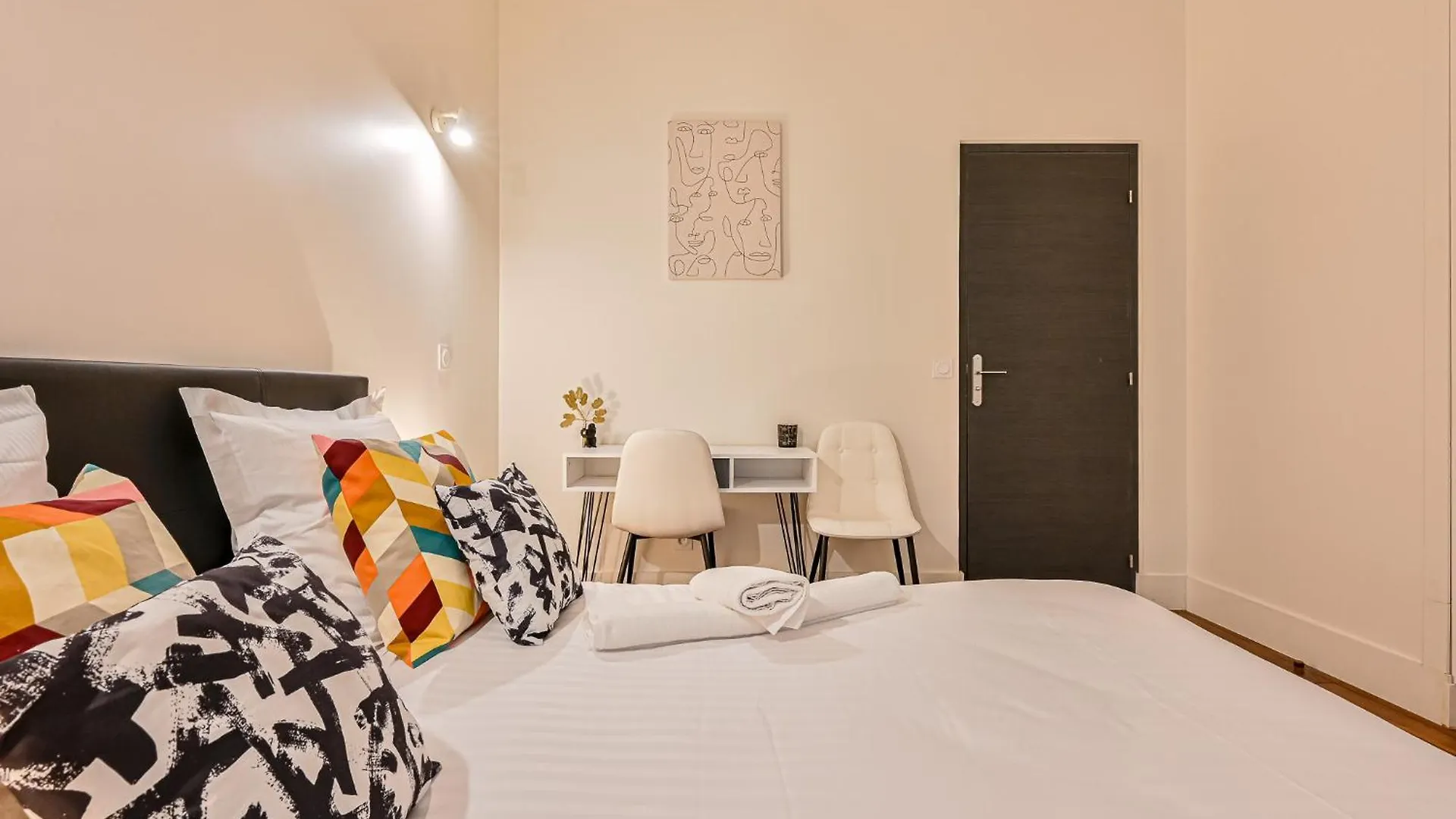 Magnifique De Luxe & Familia - 16 Apartment *